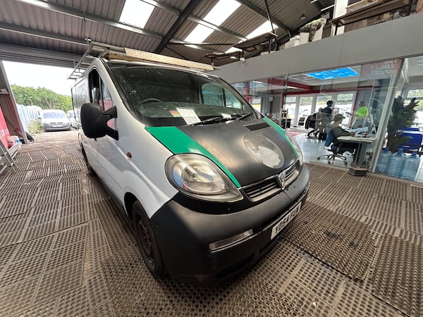 Used Vauxhall Vivaro 2004 for sale - 75682979: Photo 1