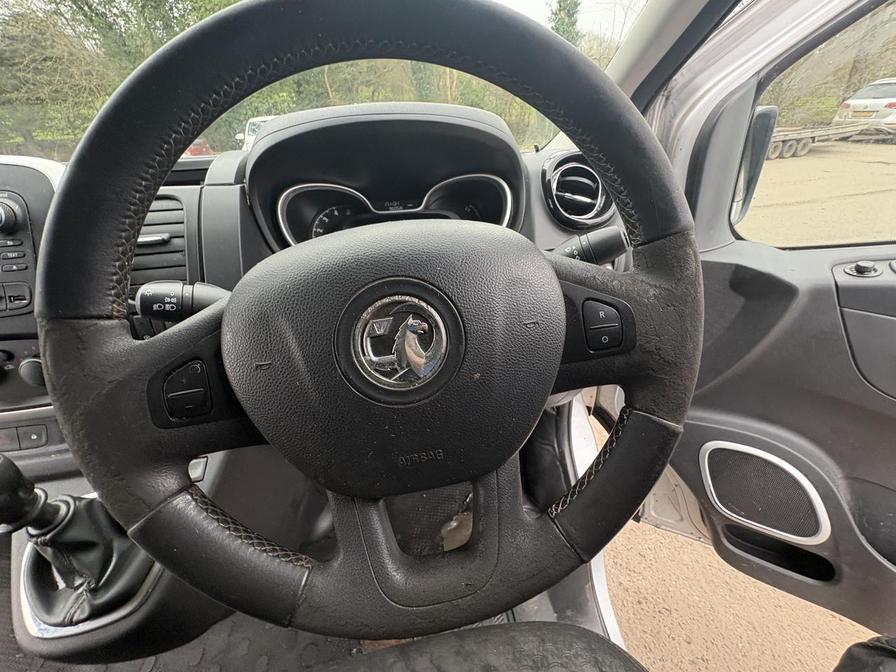 Used Vauxhall Vivaro 2015 for sale - 77856139: Photo 15
