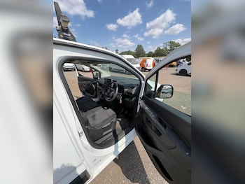 Used Citroen Berlingo 2021 for sale - 79294126: Photo