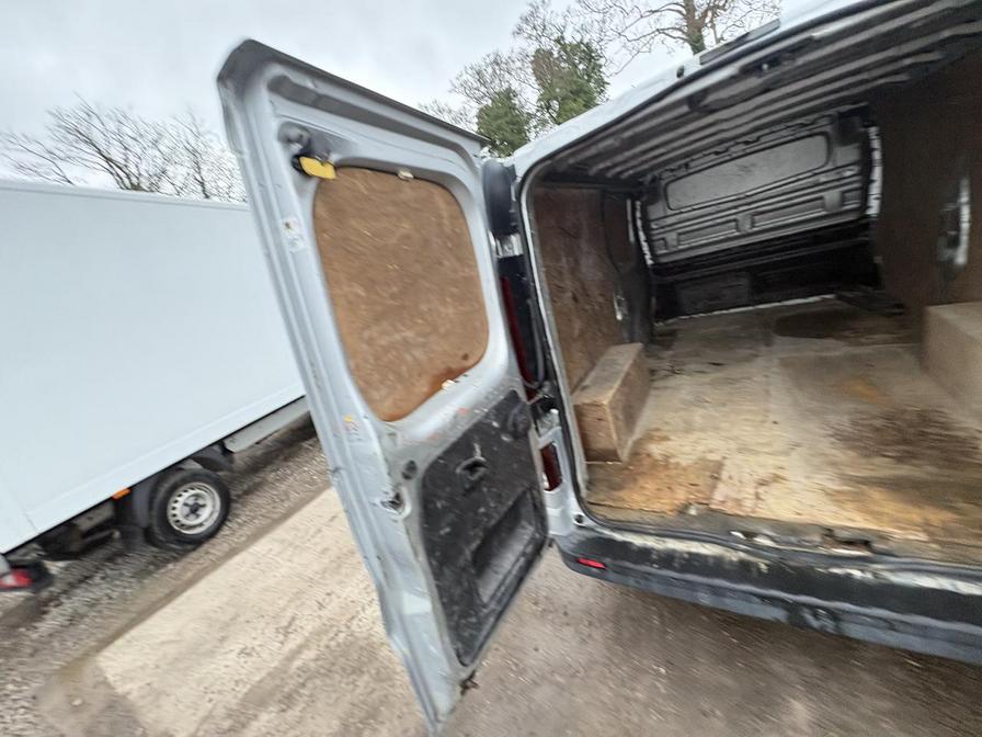 Used Vauxhall Vivaro 2018 for sale - 77856130: Photo 20