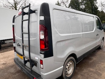 Used Vauxhall Vivaro 2018 for sale - 77856130: Photo