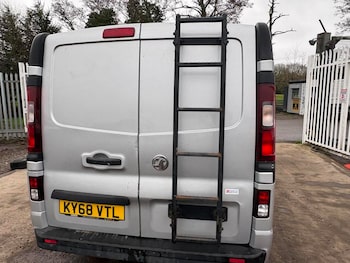 Used Vauxhall Vivaro 2018 for sale - 77856130: Photo
