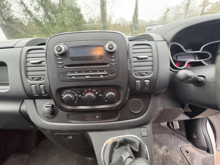 Used Vauxhall Vivaro 2018 for sale - 77856130: Photo 9