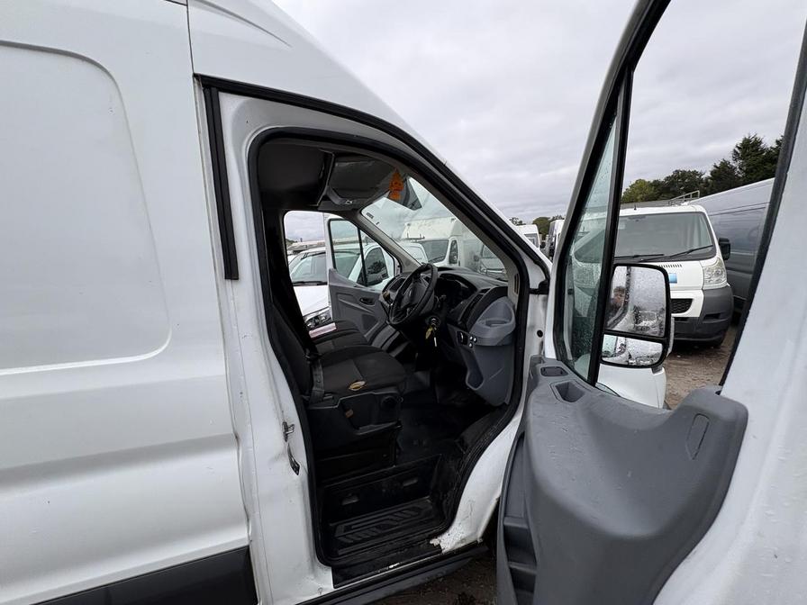 Used Ford Transit 2019 for sale - 76362069: Photo 2