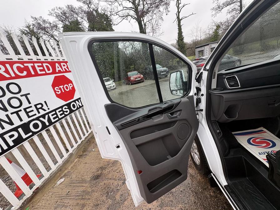 Used Ford Transit Custom 2019 for sale - 77472300: Photo 18