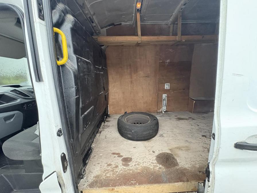 Used Ford Transit 2015 for sale - 76704715: Photo 3