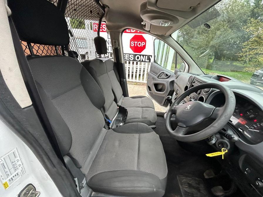 Used Peugeot Partner 2016 for sale - 76315956: Photo 23