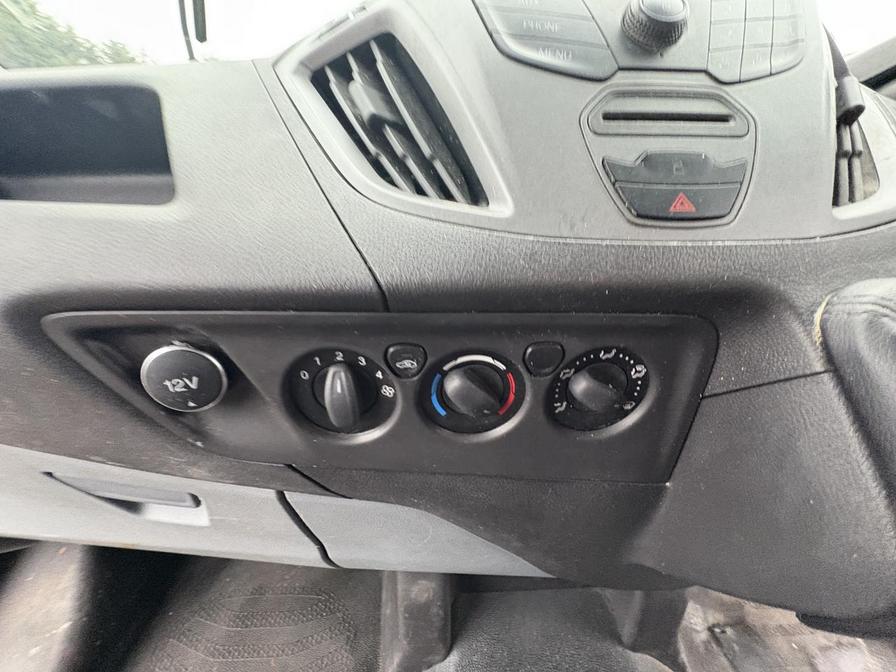 Used Ford Transit Custom 2015 for sale - 76271733: Photo 17