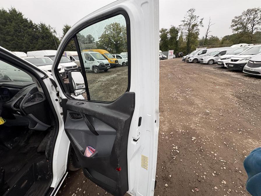 Used Ford Transit Custom 2015 for sale - 76271733: Photo 18