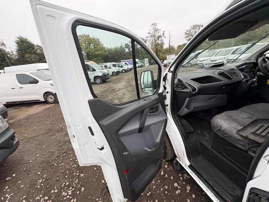 Used Ford Transit Custom 2015 for sale - 76271733: Photo 9