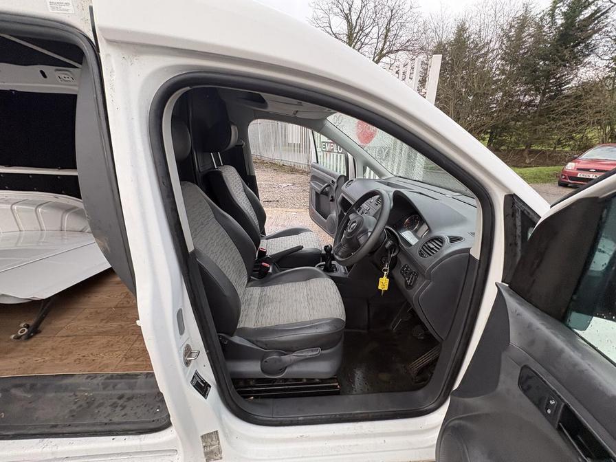 Used Volkswagen Caddy Maxi 2011 for sale - 77627919: Photo 17