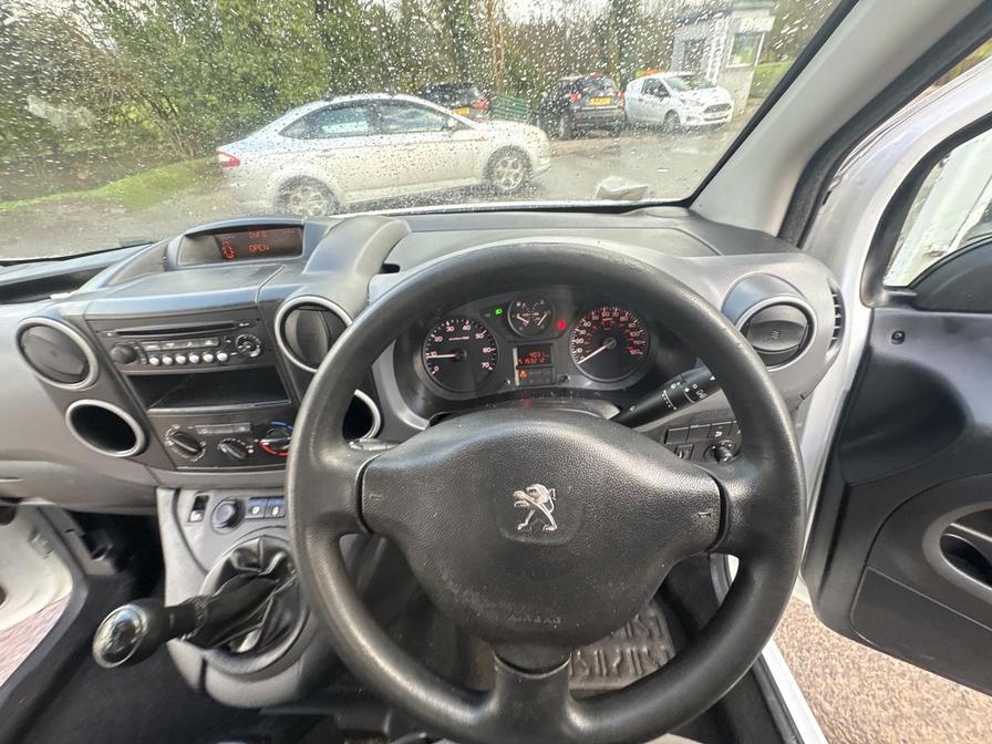 Used Peugeot Partner 2016 for sale - 77648669: Photo 19
