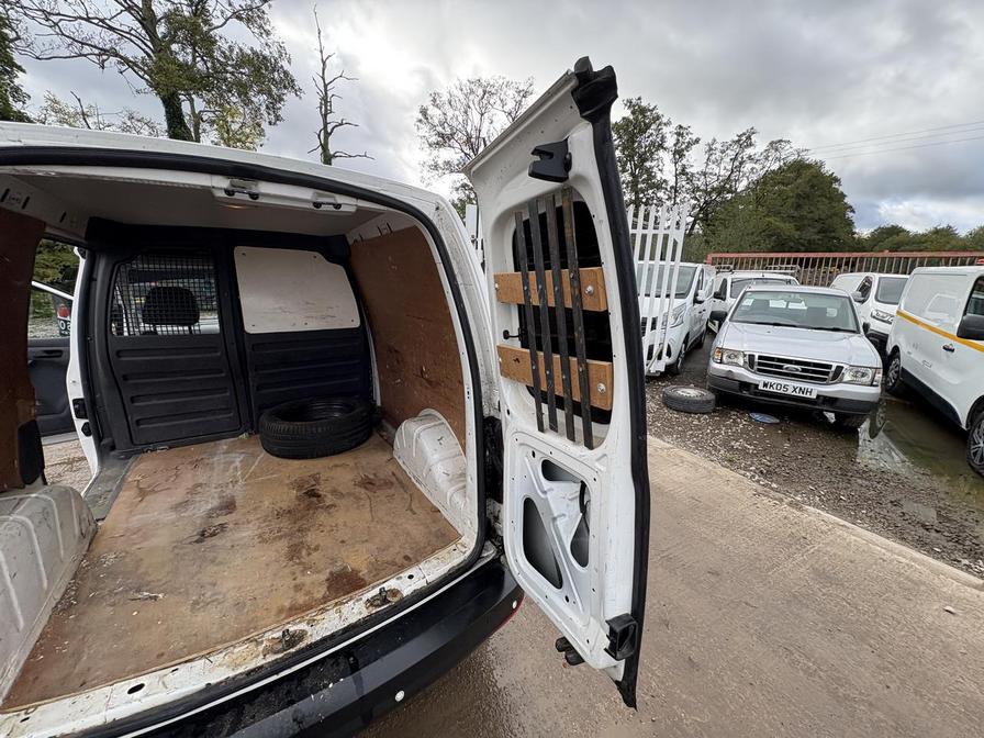 Used Volkswagen Caddy 2013 for sale - 76339084: Photo 14