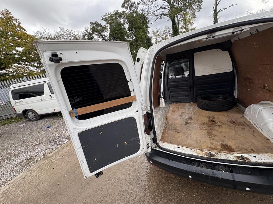 Used Volkswagen Caddy 2013 for sale - 76339084: Photo 16