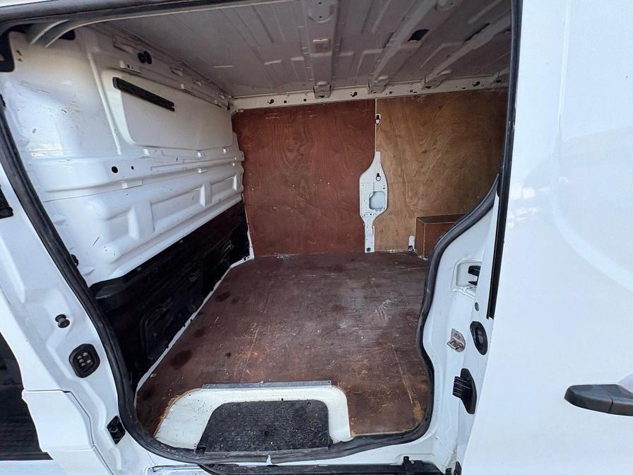 Used Vauxhall Vivaro for sale - 77674438: Photo 11