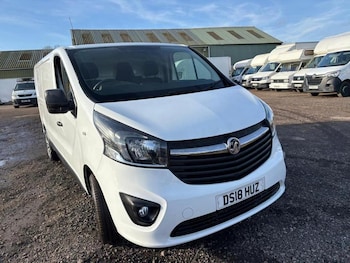 Used Vauxhall Vivaro 2018 for sale - 77674438: Photo