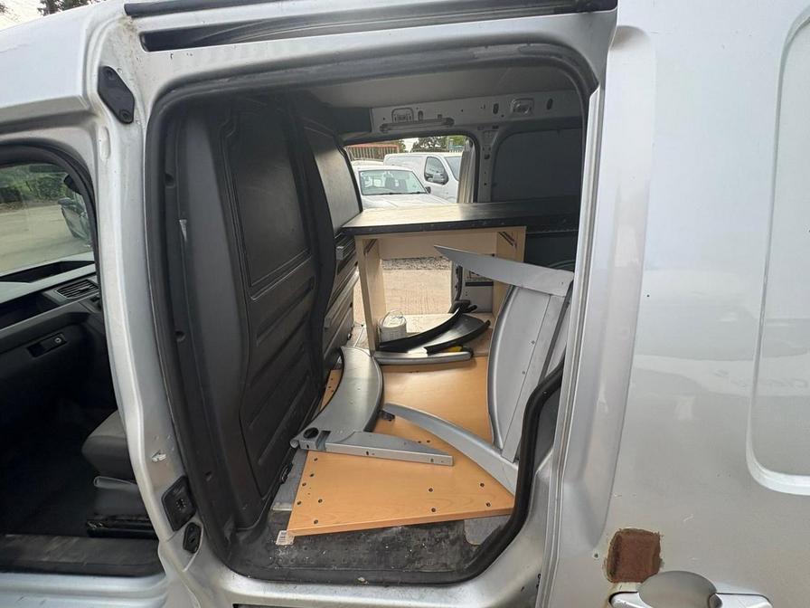Used Volkswagen Caddy Maxi 2017 for sale - 76362067: Photo 2