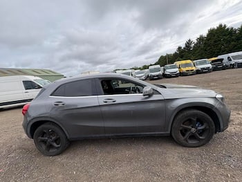 Used Mercedes-Benz GLA 2019 for sale - 79683065: Photo