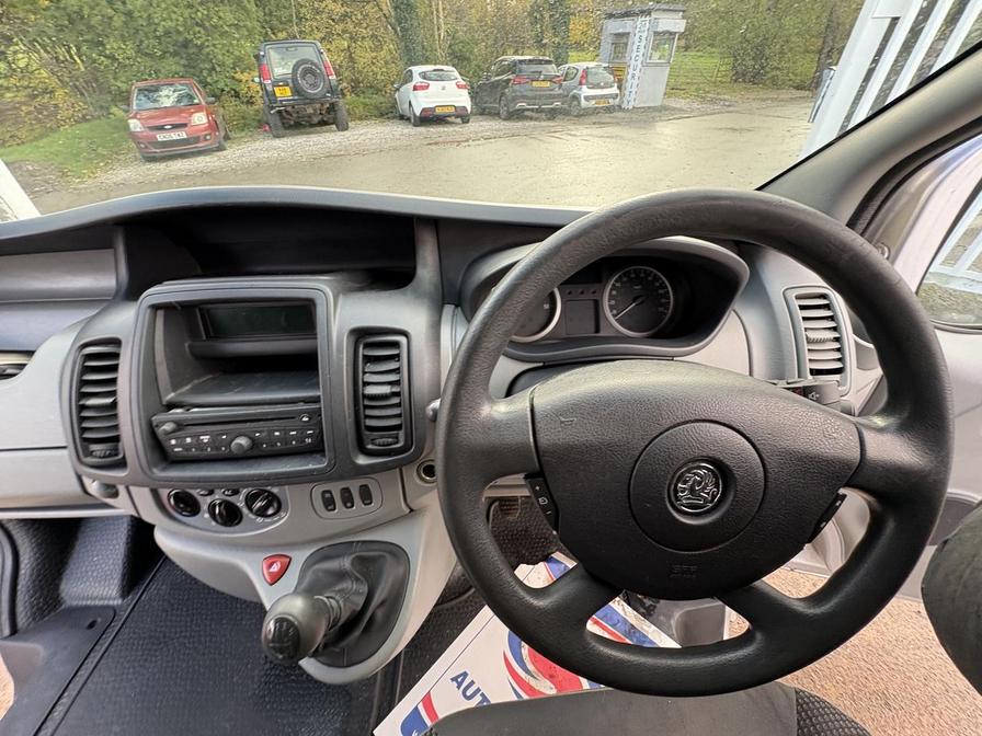 Used Vauxhall Vivaro 2011 for sale - 76442176: Photo 9