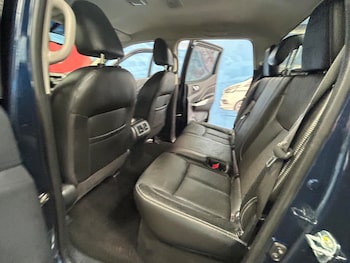 Used Nissan Navara 2017 for sale - 75556139: Photo