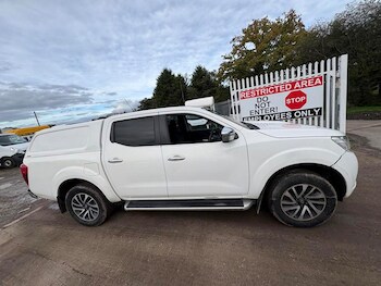 Used Nissan Navara 2017 for sale - 76351341: Photo