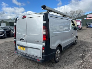 Used Renault Trafic 2015 for sale - 78321100: Photo