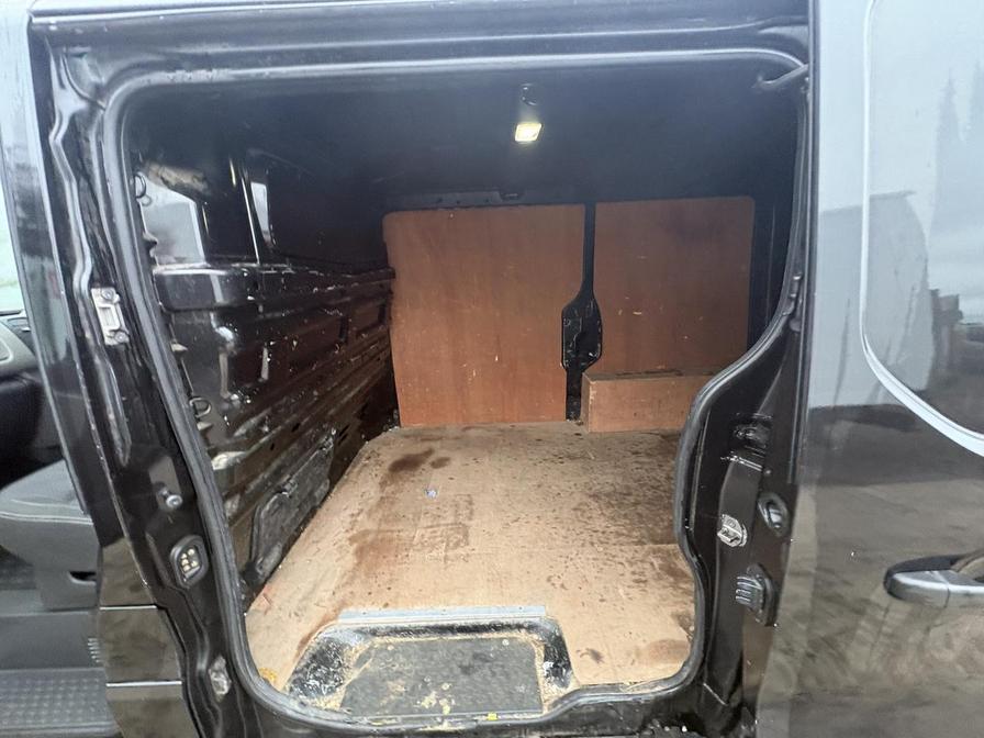 Used Renault Trafic 2015 for sale - 77856136: Photo 11