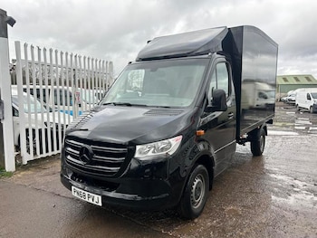 Mercedes-Benz Sprinter feature image