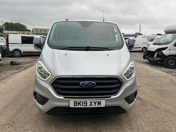Used Ford Transit Custom 2019 for sale - 76564220: Photo