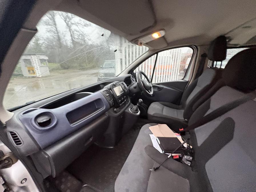 Used Vauxhall Vivaro 2018 for sale - 77308068: Photo 15