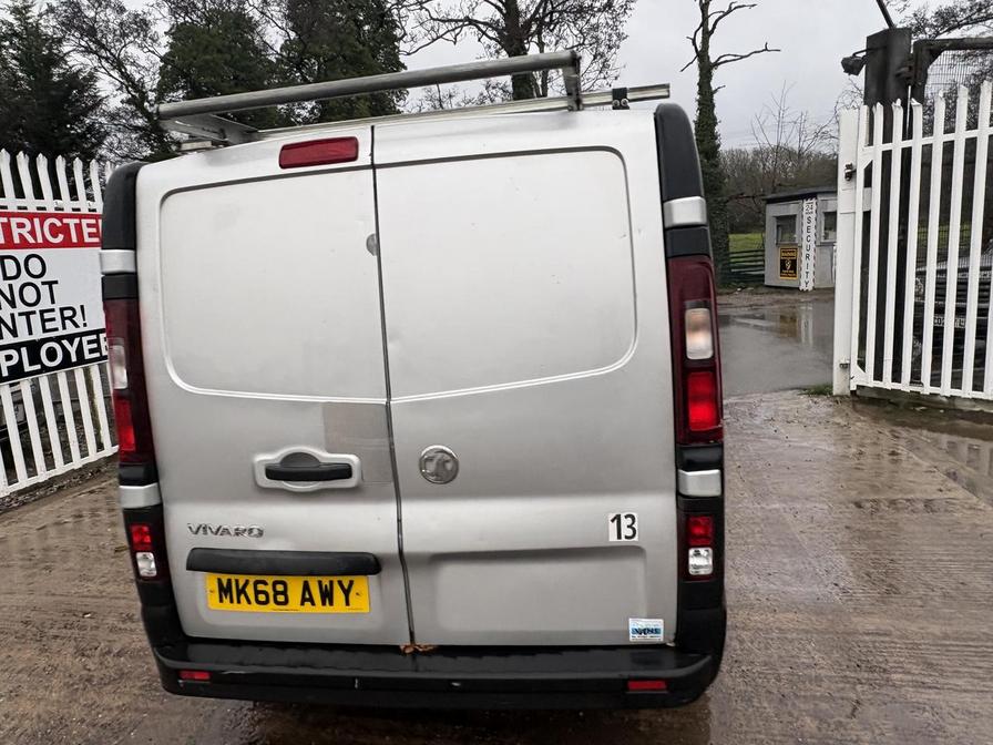 Used Vauxhall Vivaro 2018 for sale - 77308068: Photo 3