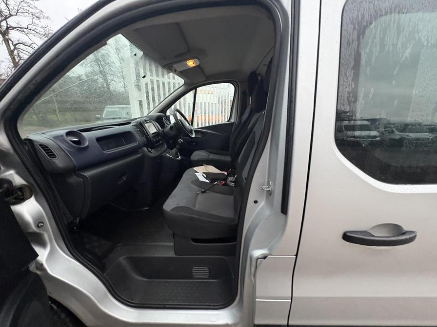 Used Vauxhall Vivaro 2018 for sale - 77308068: Photo 6