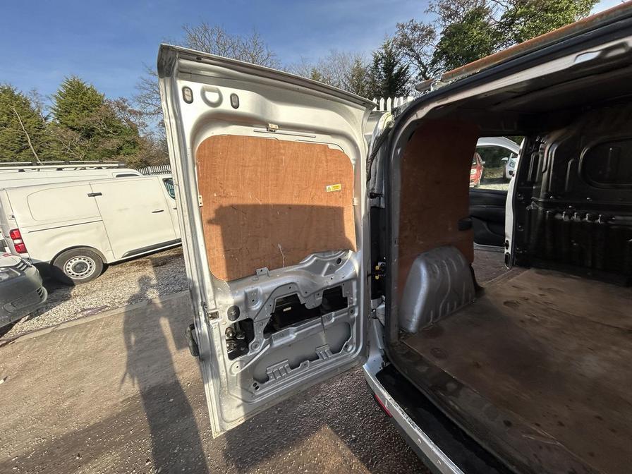 Used Vauxhall Combo 2014 for sale - 77885662: Photo 21