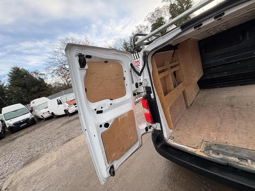 Used Vauxhall Vivaro 2020 for sale - 76851549: Photo 12
