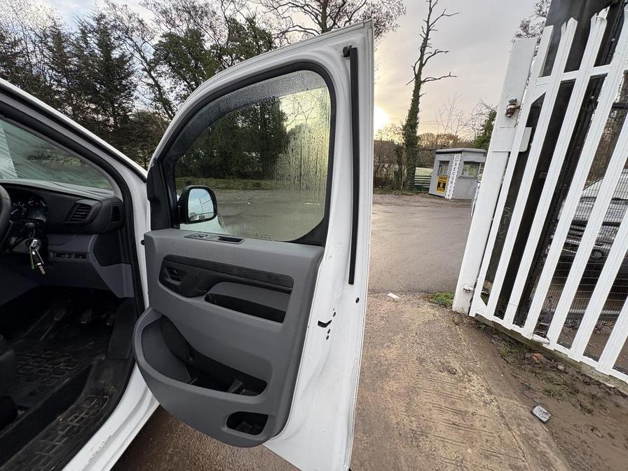 Used Vauxhall Vivaro 2020 for sale - 76851549: Photo 14