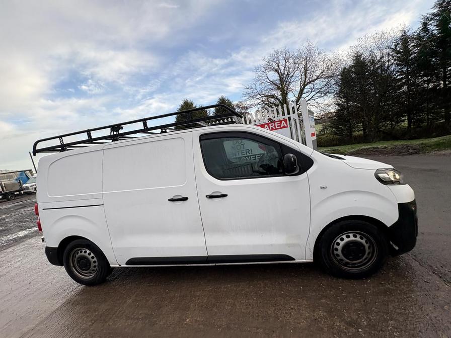 Used Vauxhall Vivaro 2020 for sale - 76851549: Photo 4