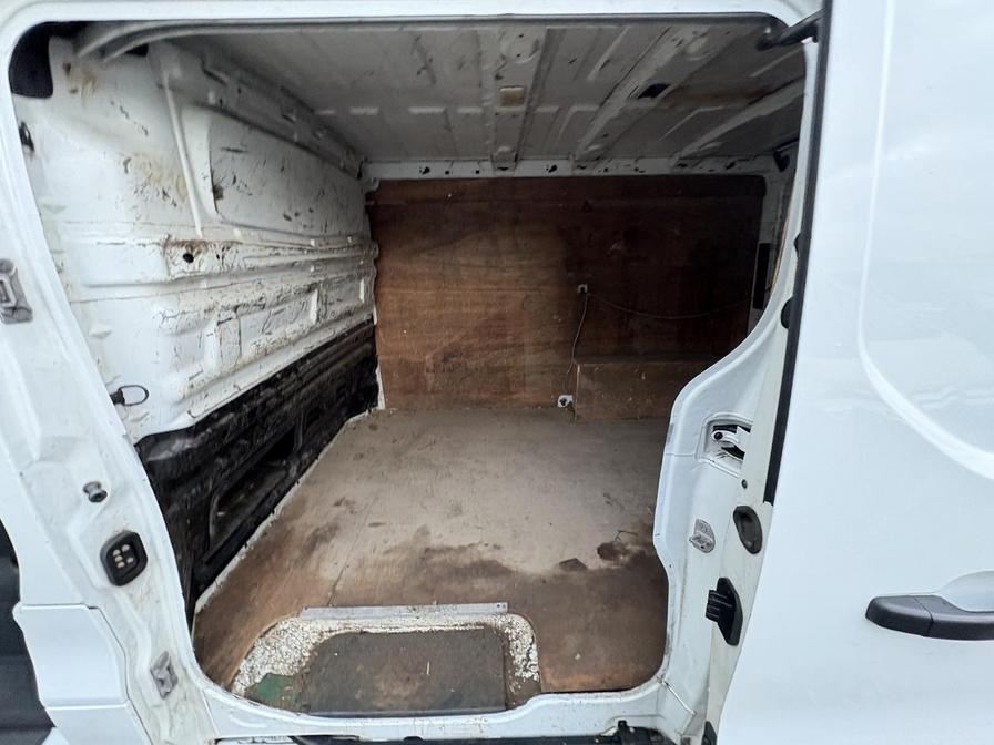 Used Renault Trafic 2017 for sale - 76435095: Photo 4