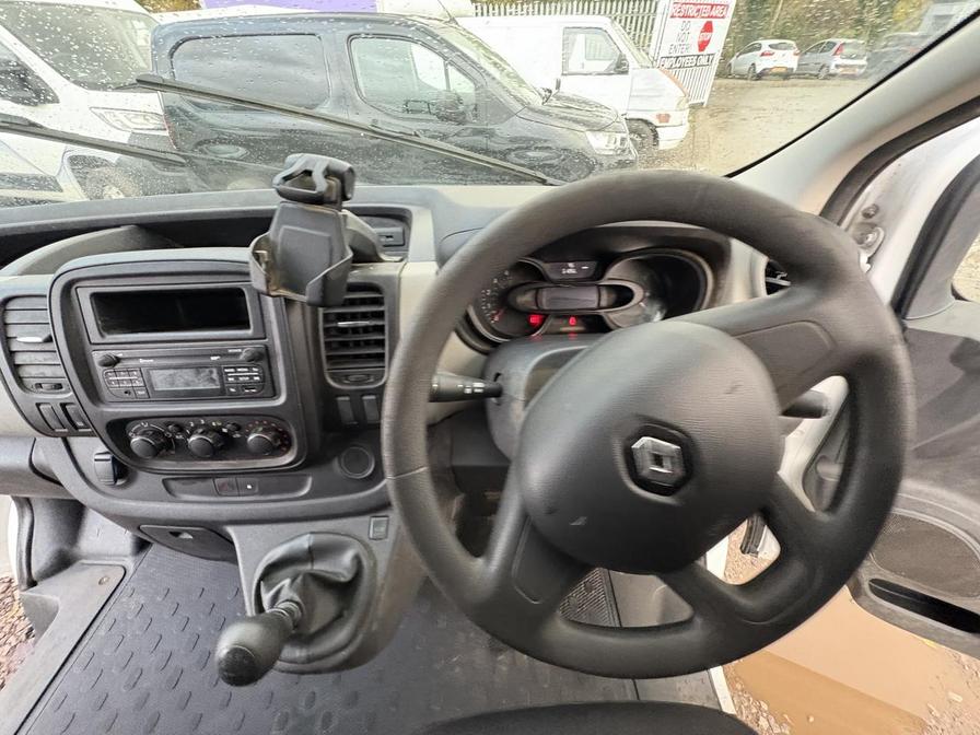 Used Renault Trafic 2017 for sale - 76435095: Photo 9