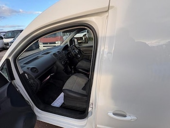 Used Volkswagen Caddy 2012 for sale - 77134568: Photo