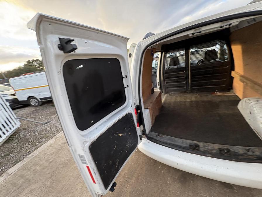 Used Volkswagen Caddy 2012 for sale - 77134568: Photo 5