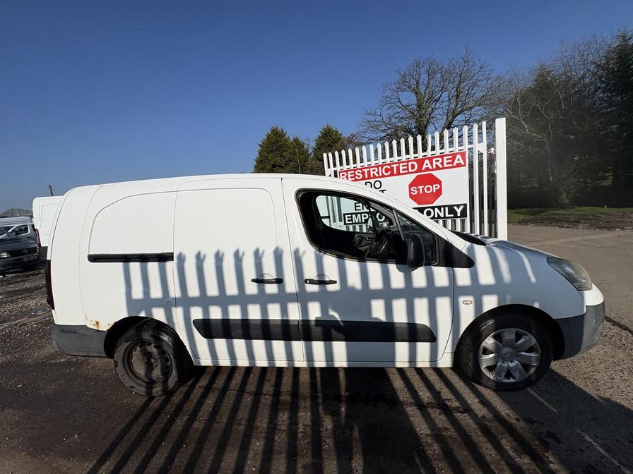Used Citroen Berlingo 2009 for sale - 77885667: Photo 2