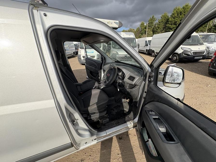 Used Fiat Doblo 2017 for sale - 76217576: Photo 12