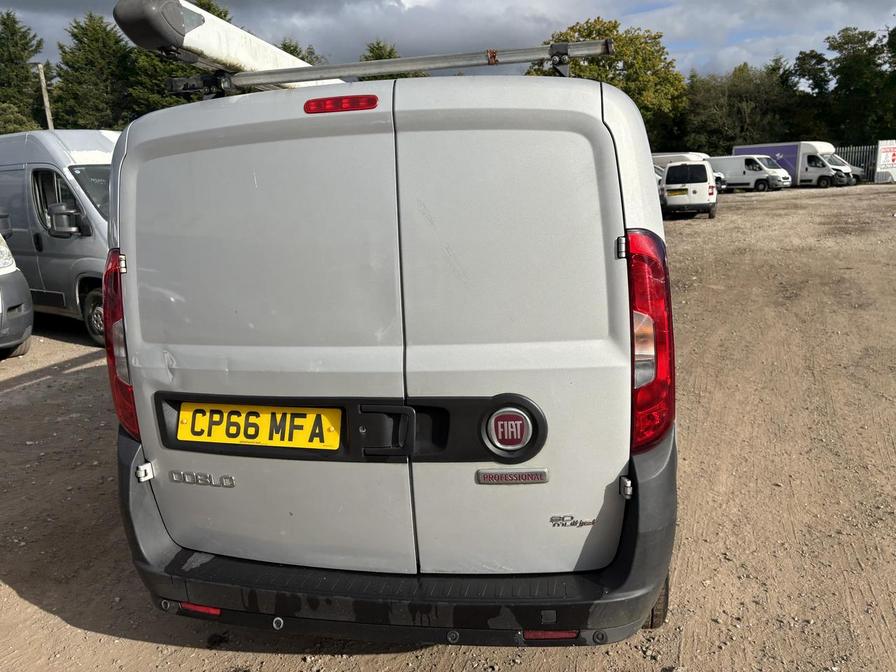 Used Fiat Doblo 2017 for sale - 76217576: Photo 19