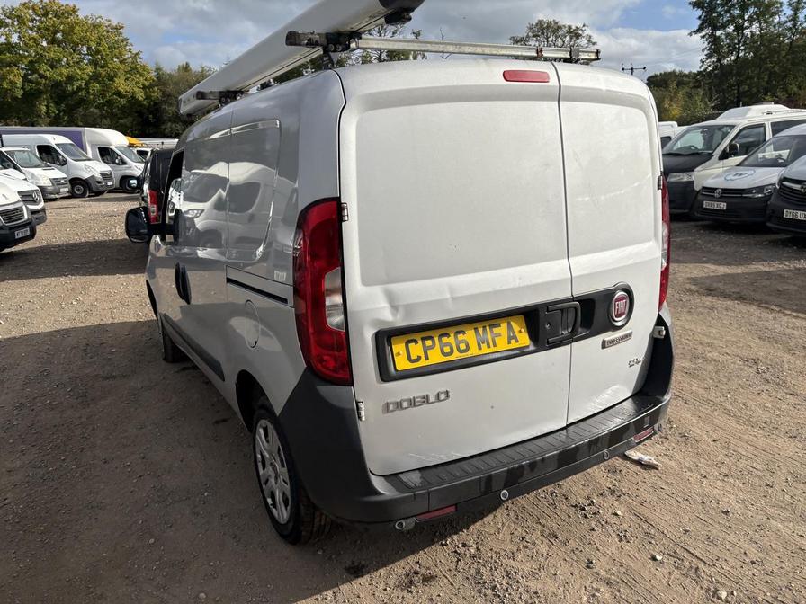 Used Fiat Doblo 2017 for sale - 76217576: Photo 21