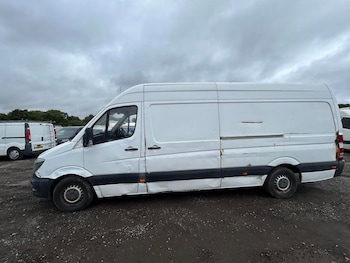 Used Mercedes-Benz Sprinter 2015 for sale - 76003831: Photo
