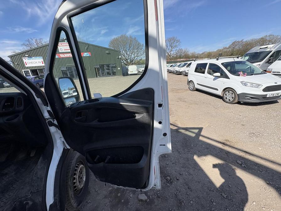 Used Iveco Daily 2015 for sale - 78207059: Photo 12