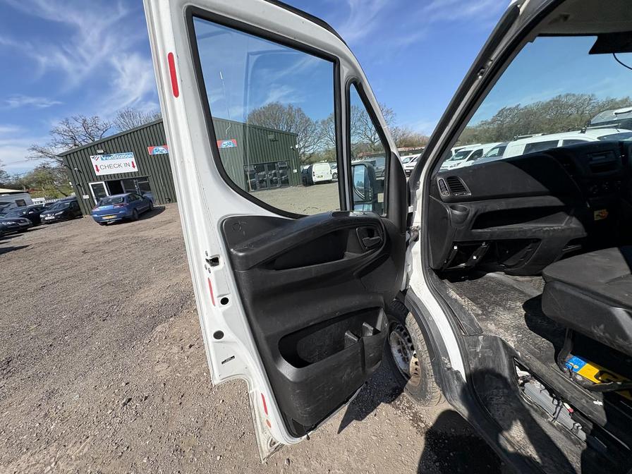 Used Iveco Daily 2015 for sale - 78207059: Photo 3