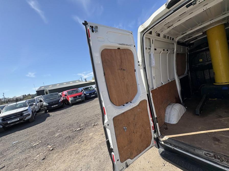 Used Iveco Daily 2015 for sale - 78207059: Photo 9