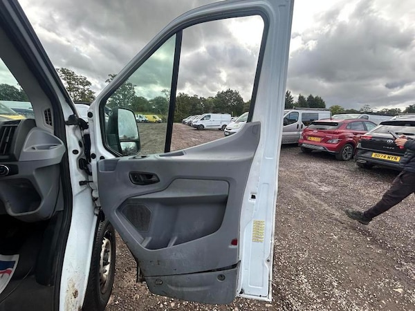 Used Ford Transit 2016 for sale - 76261860: Photo 9