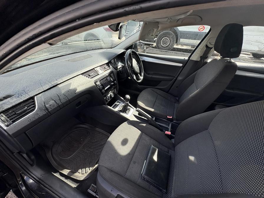 Used Skoda Octavia 2014 for sale - 76204651: Photo 16